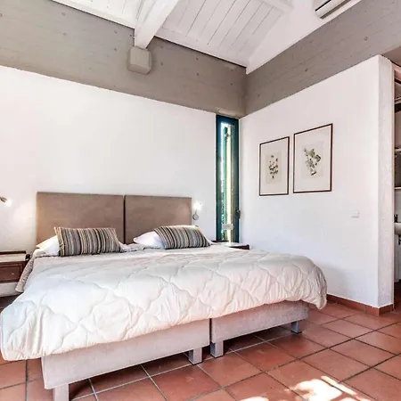 Ithika Villa Barbati